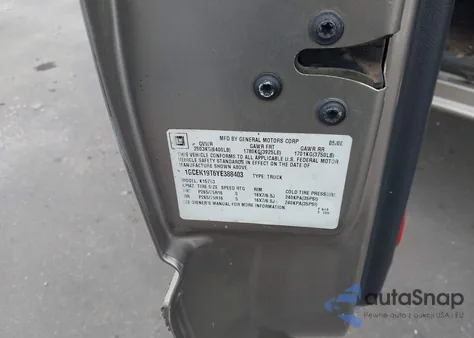 2000 Chevrolet Silverado 1500 Lt from USA, damaged, VIN 1GCEK19T6YE388403